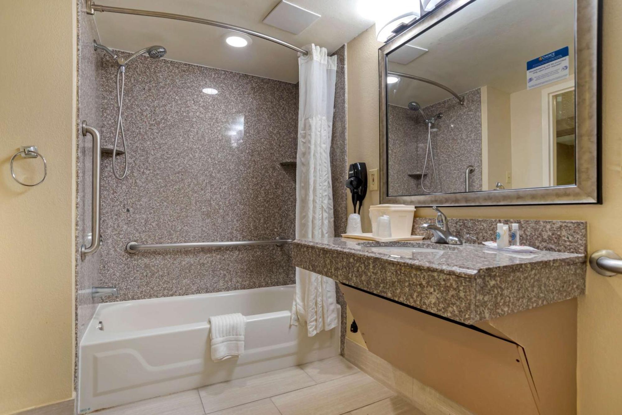 Comfort Inn University Area Батон-Руж Екстер'єр фото